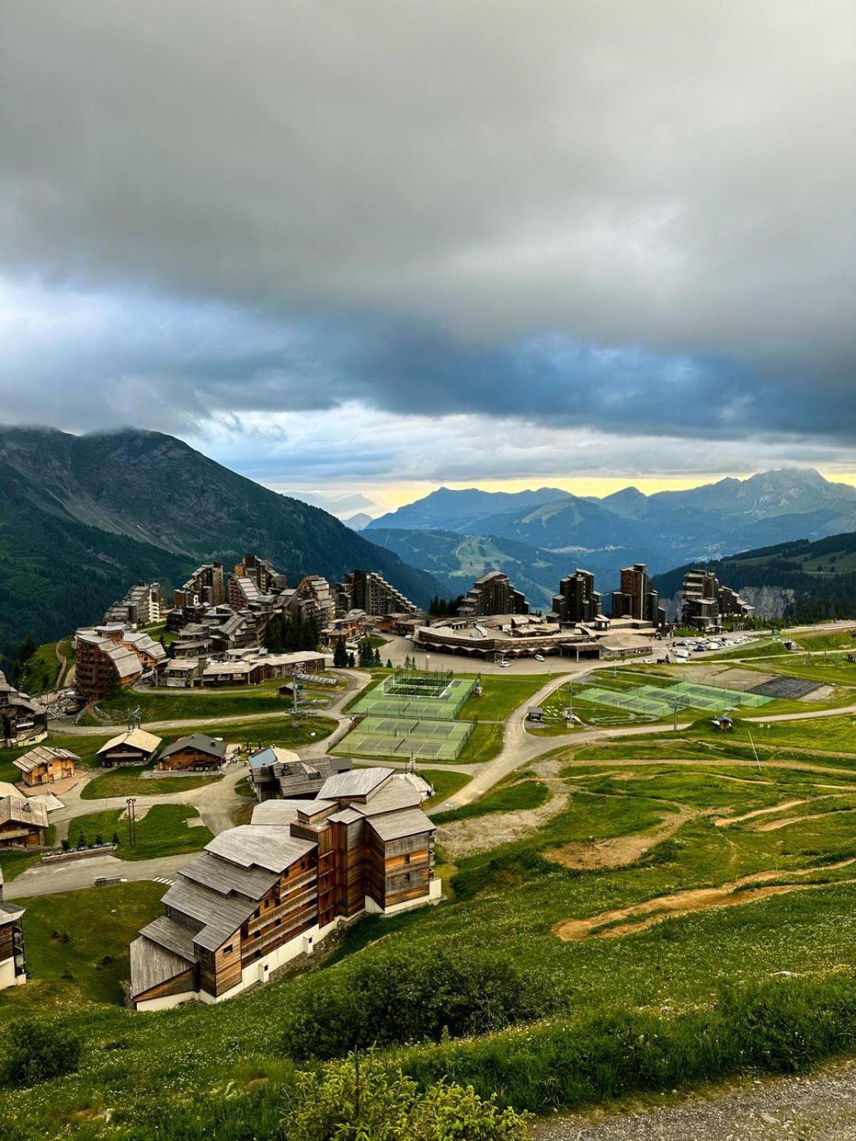 Hotel Mil8 Авориаз Экстерьер фото
